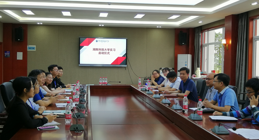 4c46b60e1fbd49dd83a9c5b2c5c78b68.png 1.png